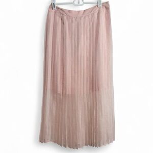 Chic Blush Pleated Midi Skirt